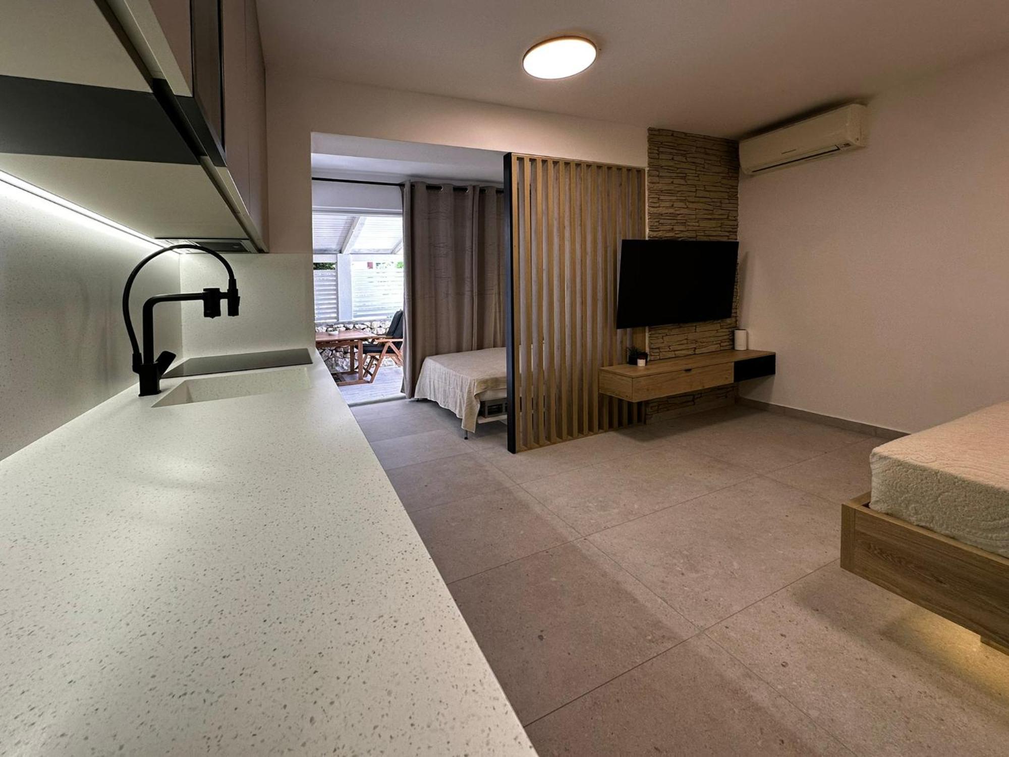 Studio Apartments Lace 诺瓦利娅 外观 照片